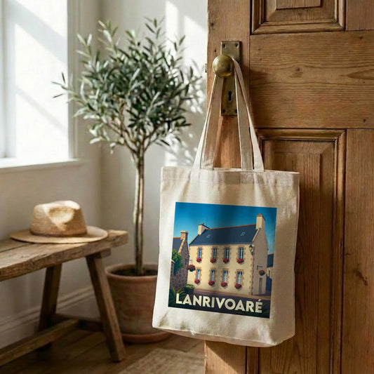 Tote bag souvenir de la ville de Lanrivoaré avec une illustration stylisée.