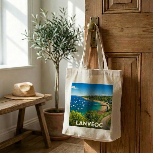 Tote bag souvenir de la ville de Lanvéoc orné d'une illustration côtière stylisée.