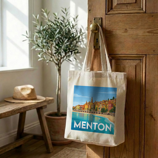 Tote bag souvenir de la ville de Menton avec une illustration stylisée et colorée du front de mer.