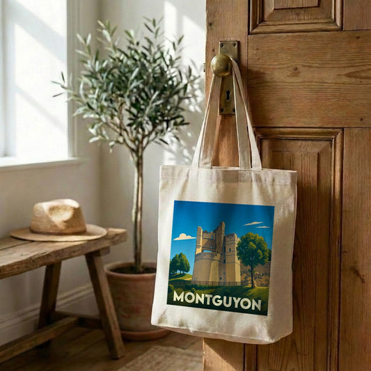 Tote bag souvenir de la ville de Montguyon avec une illustration stylisée de son château.