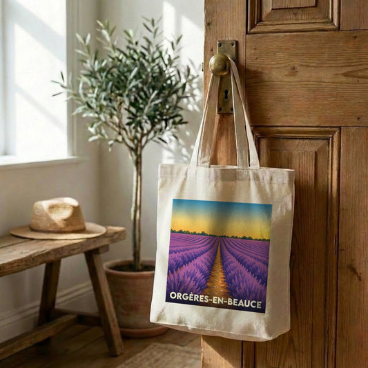 Tote bag souvenir de la ville d'Orgères-en-Beauce avec une illustration stylisée de champs de lavande.
