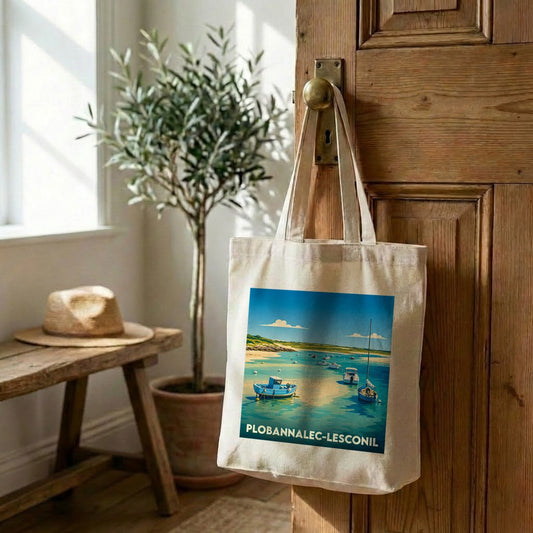 Tote bag souvenir de la ville de Plobannalec-Lesconil avec une illustration stylisée de son port.