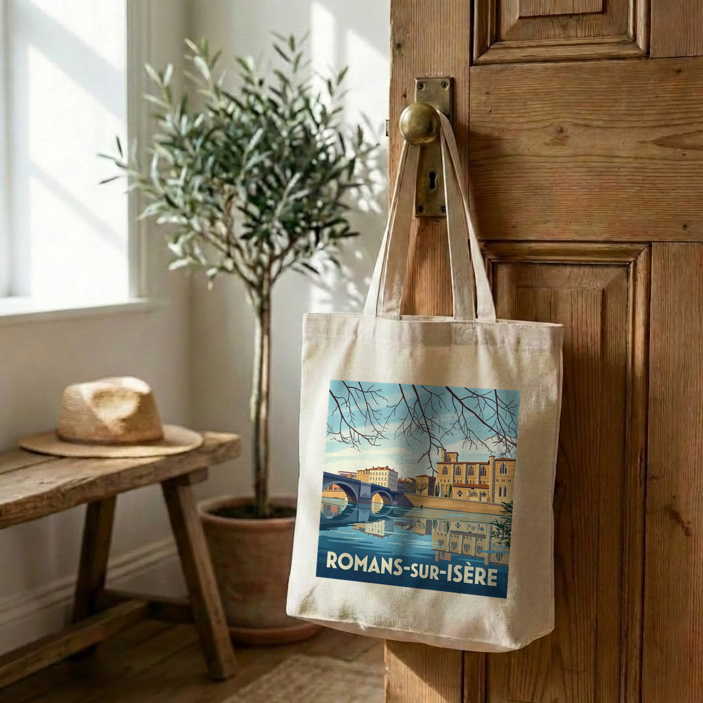 Tote bag souvenir de la ville de Romans-sur-Isère avec une illustration stylisée.