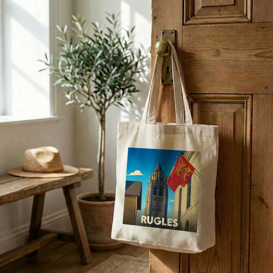 Tote bag souvenir de la ville de Rugles avec une illustration stylisée.