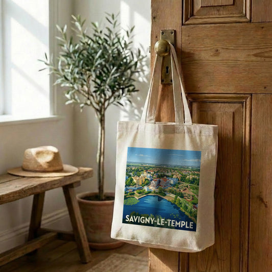 Tote bag souvenir de la ville de Savigny-le-Temple avec une illustration stylisée.
