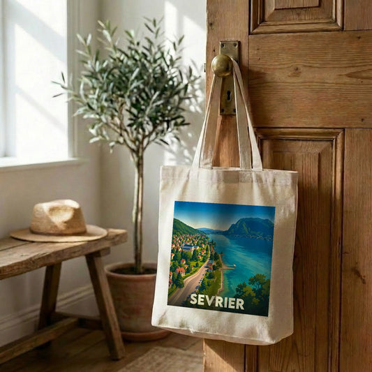 Tote bag souvenir de la ville de Sevrier avec une illustration stylisée.