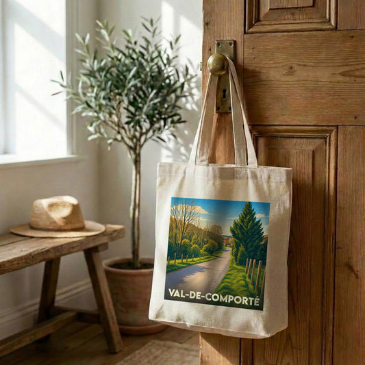 Sac cabas souvenir de la ville de Val-de-Comporté avec une illustration stylisée de paysage champêtre.
